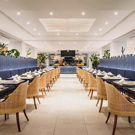 贾尔丁热带酒店 酒店 4*